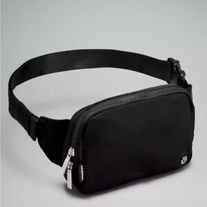NWT Lululemon x Peloton Everywhere Belt Bag Black